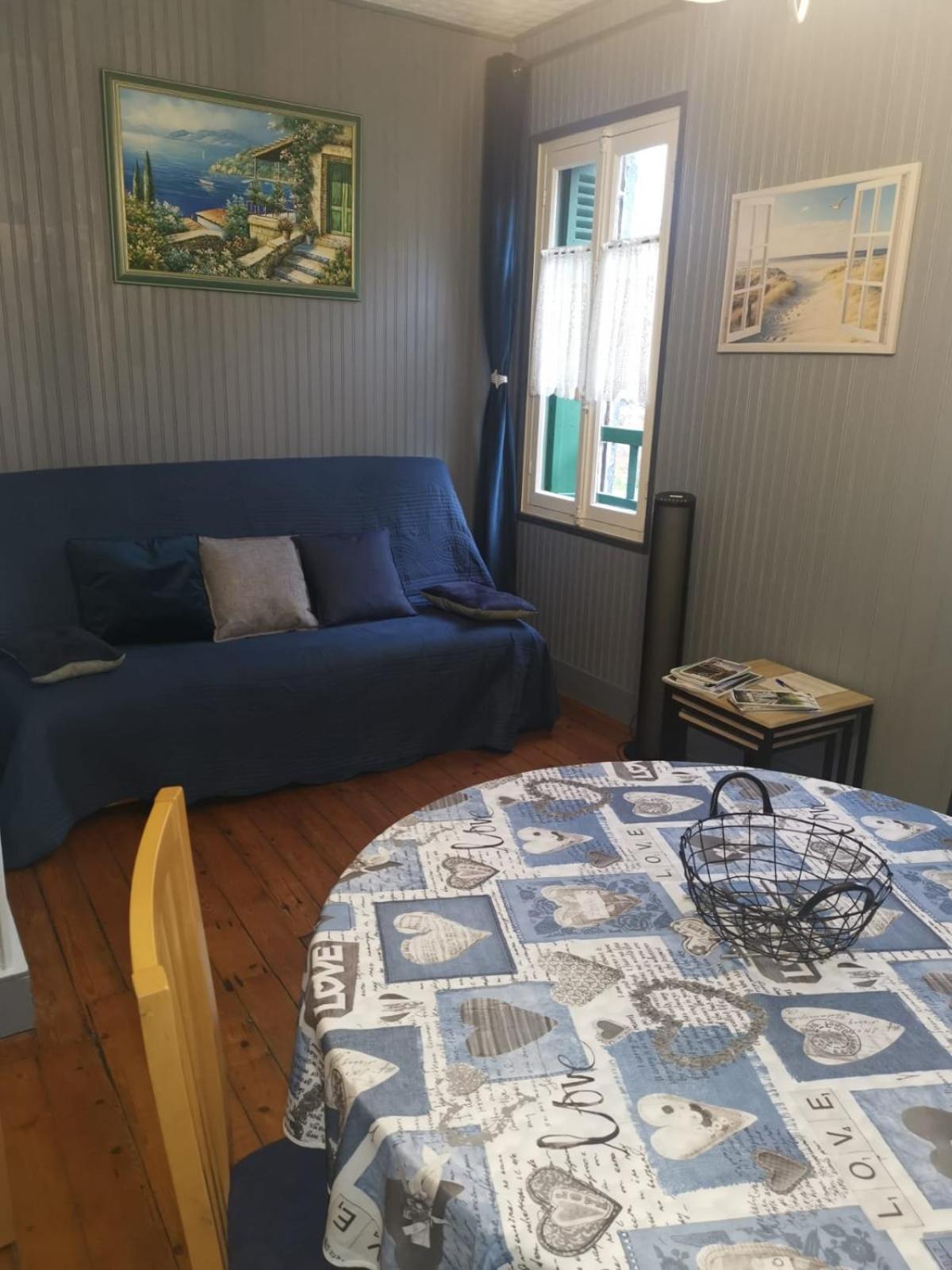 Appartement Avec Balcon Au 1Er Etage Vue Laterale Mer A 50 Metres De La Plage A Mers Les Bains. Ngoại thất bức ảnh